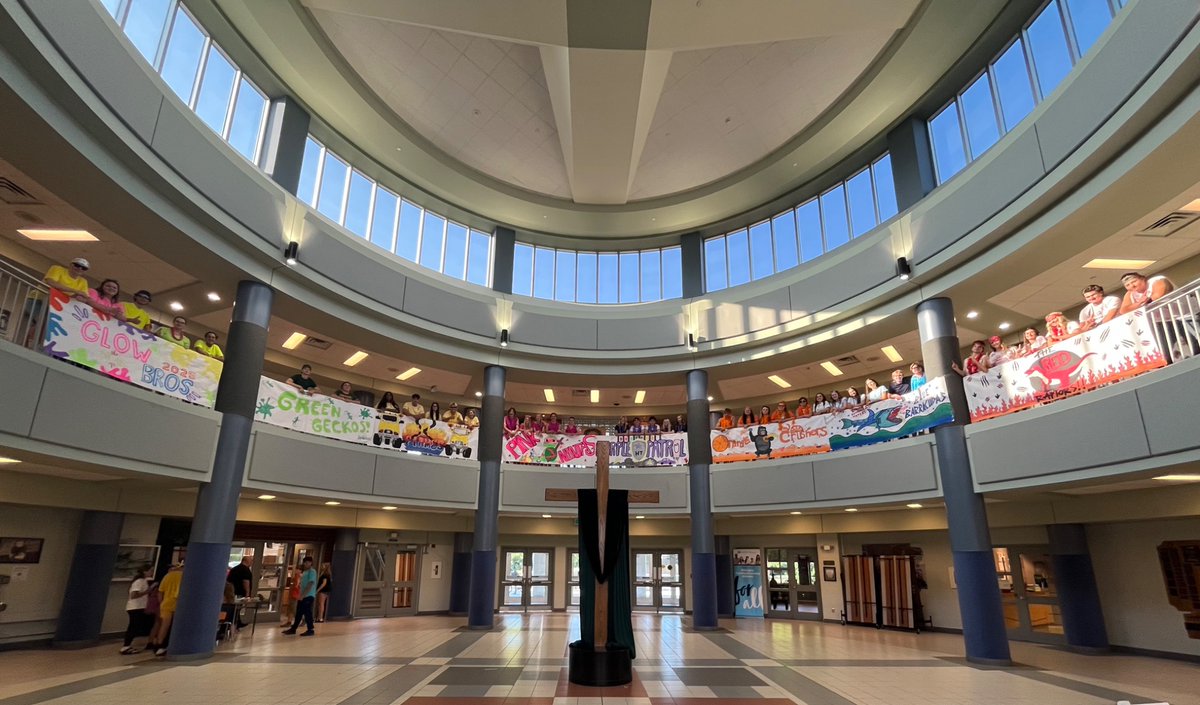 ✨ Kicking off the year in true HT style! ✨

Grade 9 Colour Night brought the energy, spirit, and creativity to our halls—what an amazing way to welcome our newest Titans! 💛💚💜🧡💙❤️

Here’s to a year full of community, connection, and unforgettable memories.