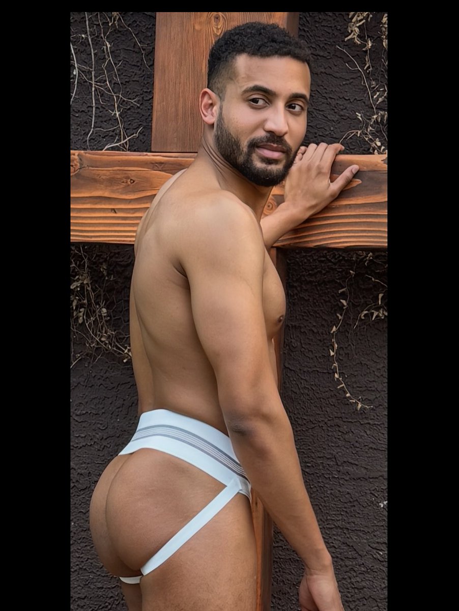 #subbottom #kink #bdsm #jock #bubblebutt

Watch me get turned upside down, literally 😈🐷 <a href="/kinkmen/">KINK MEN</a> 
 
kinkmen.com/shoot/106955