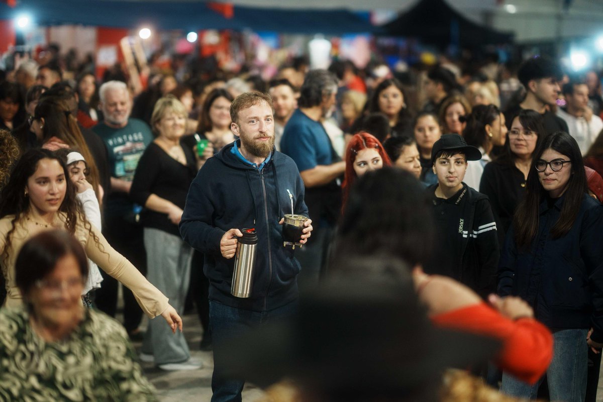 ¡Expo Lomas 2025, en familia y comunidad! 🏭⚙️🛍️🎨

Compartimos con Daniela, Sofía y en comunidad la última jornada de la feria industrial, comercial y cultural de Lomas de Zamora, en esta edición especial por el 164° aniversario de nuestra ciudad.

Durante 5 días, más de 150 mil
