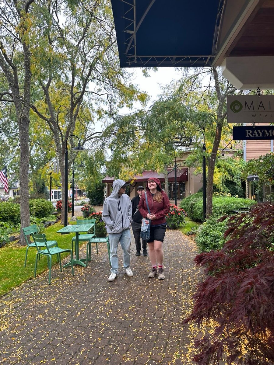 lserver362's tweet image. Sweetest show from the sweetest old man with the sweetest people in the sweetest place. Jackson Browne and my WA friends have my whole filled up heart 💖