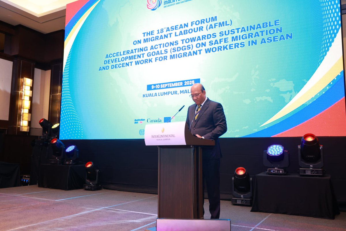 AusAmbASEAN's tweet photo. Safe and fair labour migration is a shared priority for @ASEAN & Australia.
The 18th ASEAN Forum on Migrant Labour in Malaysia convened governments, migrant workers, employers & civil society to advance labour-related SDGs with ๐ฆ๐บ's #TRIANGLEinASEAN support.
#AFML https://t.co/JlU4yMlTkl
