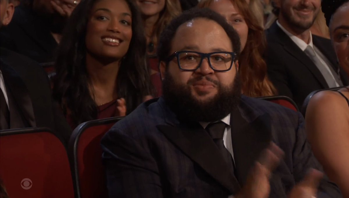 hellynaswife's tweet image. IM CRYING AT THE SEVERANCE PEOPLE TEARING UP AT BRITTS WIN