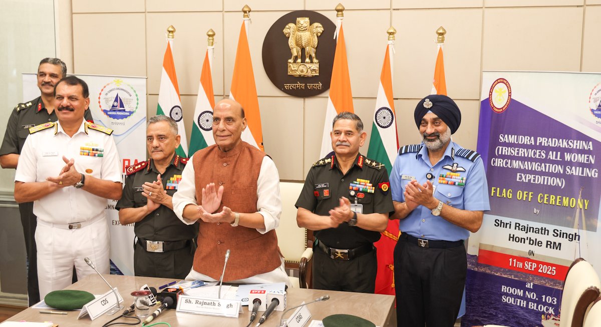 HCICanberra's tweet image. Women conquering seas! Defence Minister 🇮🇳 Rajnath Singh flags off India's 1st all-women circumnavigation expedition, led by trailblazing women officers from the Army, Navy, &amp;amp; Air Force! #WomenLedDevelopment #NariShakti 

Looking forward to welcome the circumnavigation sailing