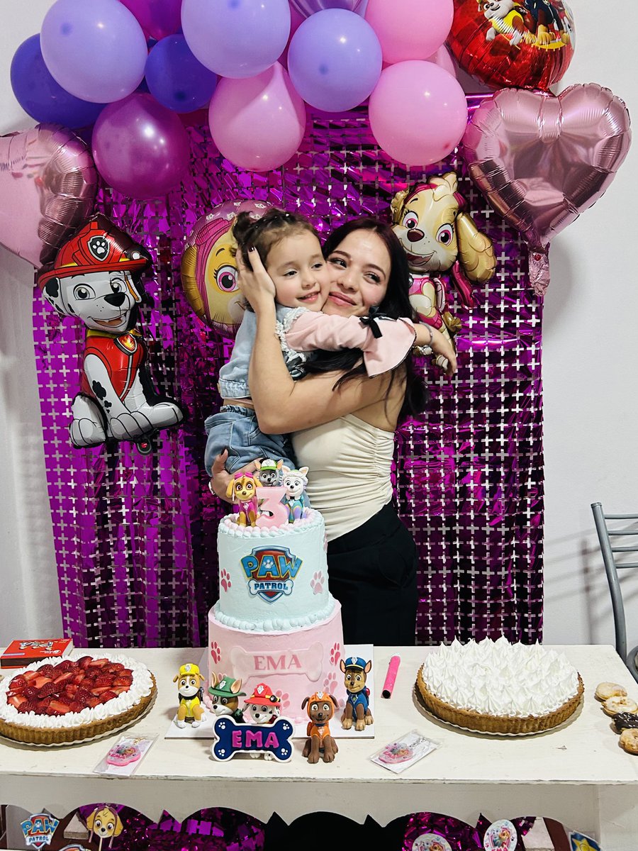 sofiaabigail05's tweet photo. Fue un cumple diferente este añito pero en tanto te tenga a vos conmigo lo demas no importa🥹❤️‍🩹 https://t.co/Wqrjr92TcW