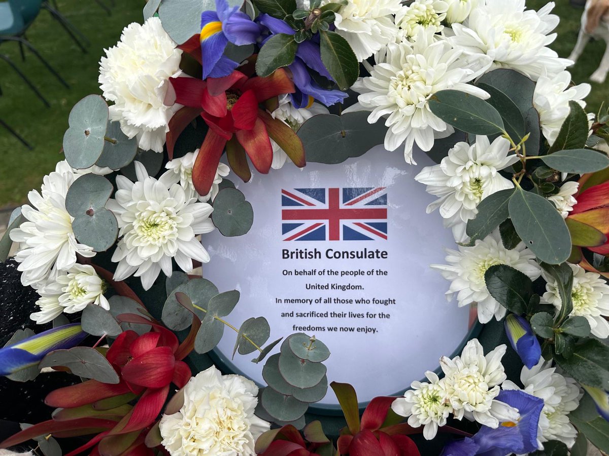 ukinaustralia's tweet photo. We honour &amp; acknowledge those who served in battle &amp; those who continue to serve today. 🇬🇧🇦🇺
Our Deputy Consul General for SA, VIC &amp; TAS @OonaghLewis commemorated the 85th anniversary of the Battle of Britain, alongside @royalairforce representative Wg Cdr Tim Frogley in Hobart. https://t.co/HuAywMoAOo