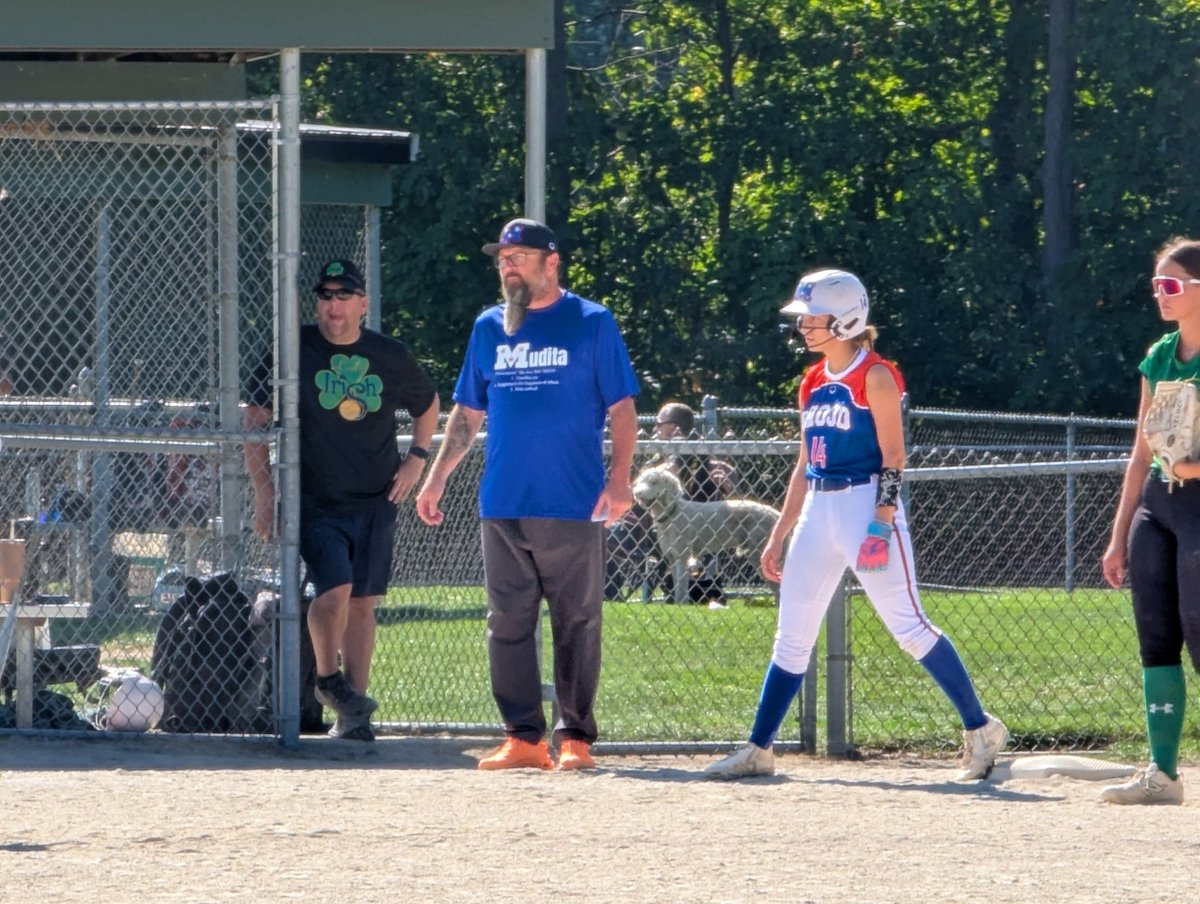 Gabby_Deveau's tweet photo. I had a nice day on the mound and at the plate today at @MIBlueChip  - next weekend off for @SalineHS #HOCO and then back at it at the D1East Rawlings Bat Wars in Columbus.
#lovethisgame
@saline_softball 
@MojoMunoz18u https://t.co/HIeYAXTijW