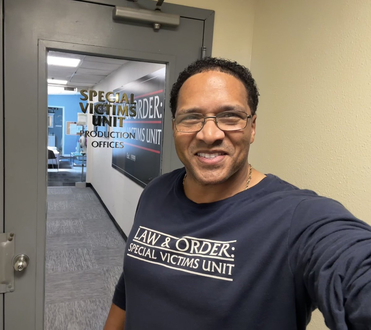 Carlducena's tweet image. Being back at Law &amp;amp; Order: Special Victims Unit studio in Manhattan fills me with gratitude &amp;amp; inspiration. 

So many unforgettable memories of working alongside amazing actors, producers, and crew—&amp;amp; I’m excited for the many opportunities ahead.

OWN THE ROOM BABY, 
OWN IT!!! 🙏🏽🔥