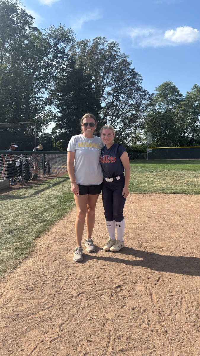 Julia Rinaldi 2027 tweet media