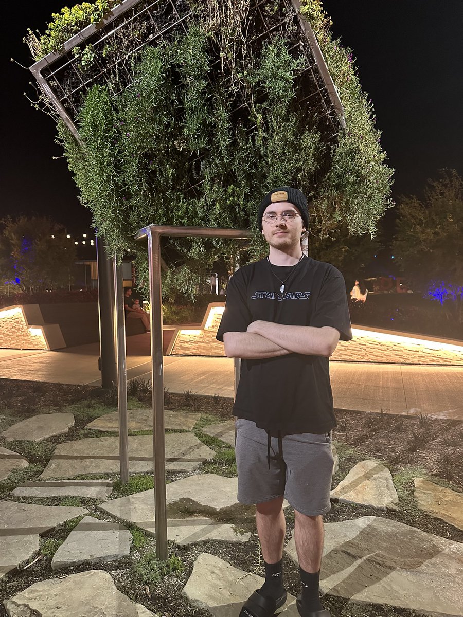 3denFPS's tweet photo. Thanks to @mundfish for inviting me out to get a taste of @THE_CUBE_game!
Excited for the future of MMOFPS 🔥 https://t.co/tR0POXWXhL
