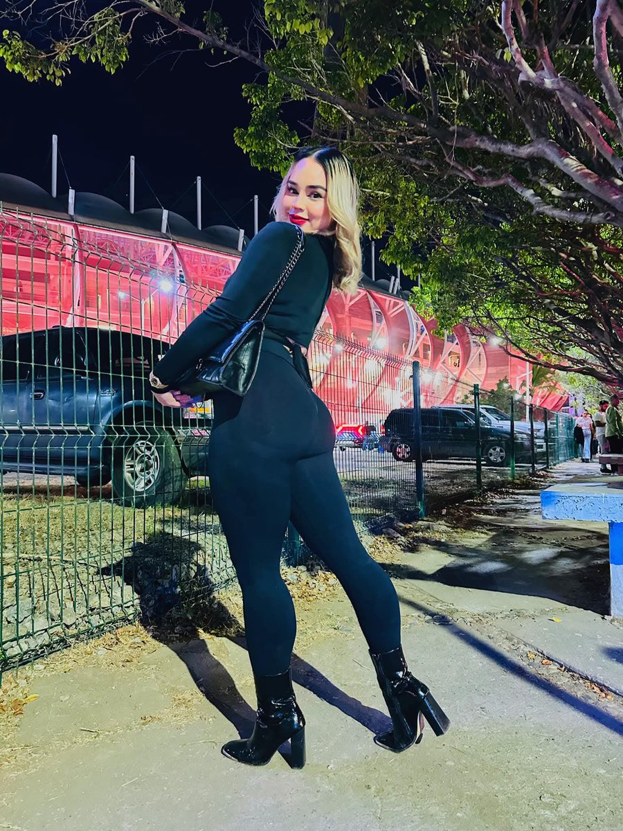 Siempre de negro 🖤🖤