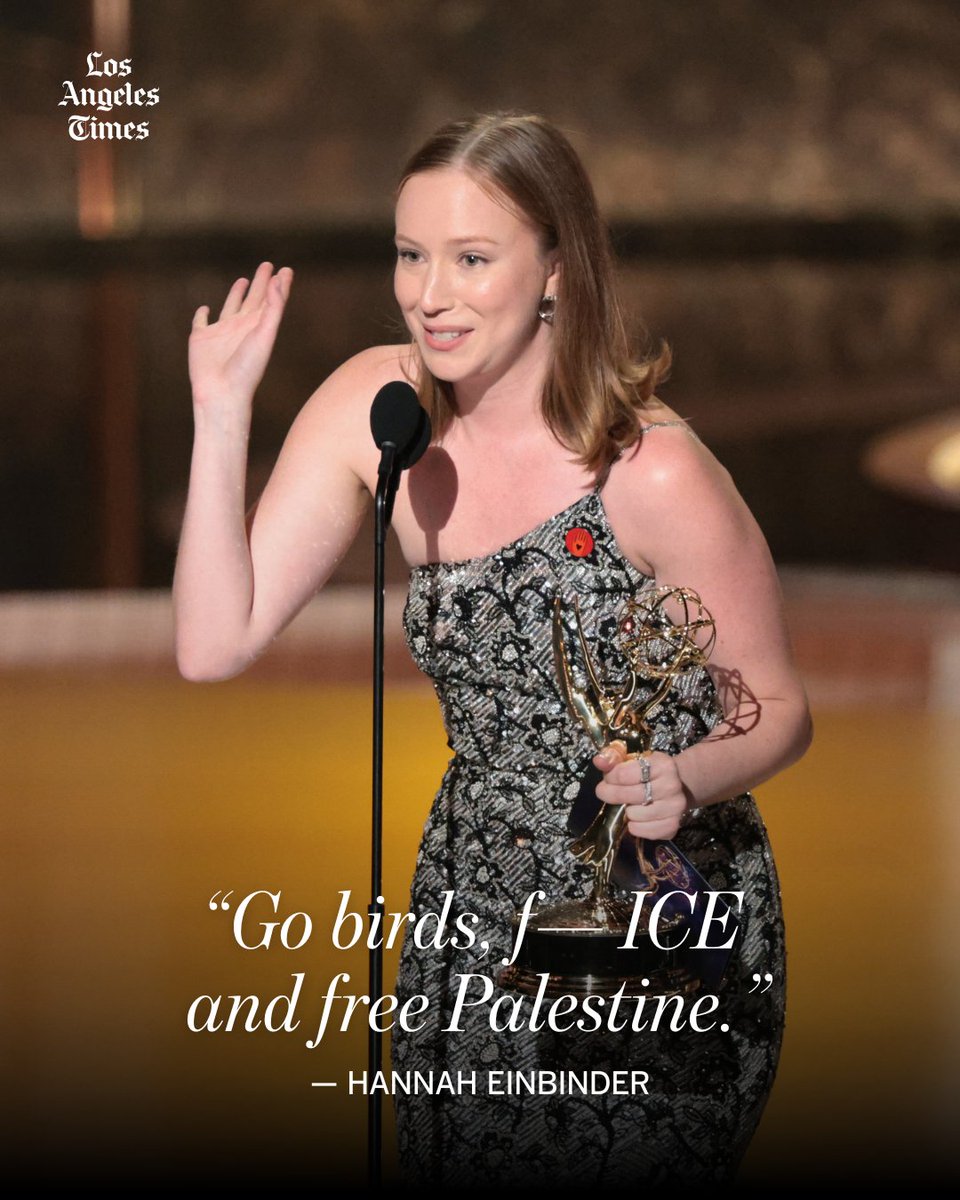 “Go birds, f— ICE and free Palestine,” #Hacks star Hannah Einbinder said during her #Emmys acceptance speech. Read more: latimes.com/entertainment-…