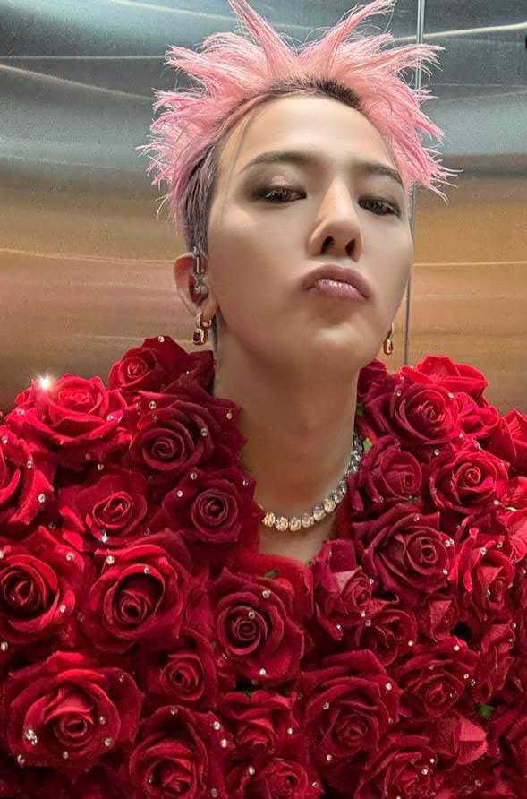 Urixx125's tweet photo. @BBisgreatPeru @CinepolisPE @Cinemark_Peru @cineplanet Necesitamos ver al REY 👑💖 en el cine

@CinepolisPE @Cinemark_Peru @cineplanet  #GDRAGONenCINES_Peru 
 G-DRAGON IN CINEMA https://t.co/2dARs8mb6K
