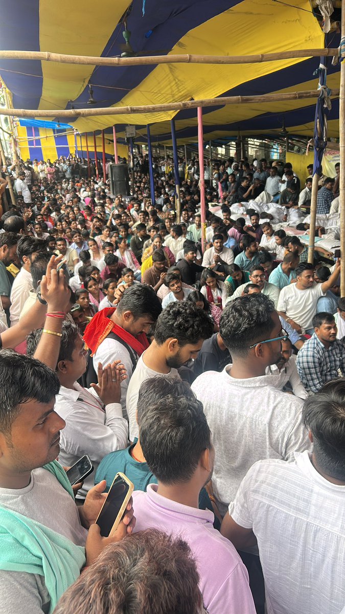 राज्य में अभियंता के सता में अभियंता दिवस पर राज्य तमाम अभियंता सड़को पर संघर्ष कर रहे हैं ।

वाह रे बिहार के सुशासन बाबू।

#LrcParmanent #LRC_Permanent #LrcPermanentBihar  #bihar 

<a href="/NitishKumar/">Nitish Kumar</a> <a href="/samrat4bjp/">Samrat Choudhary</a> <a href="/VijayKrSinhaBih/">Vijay Kumar Sinha</a> <a href="/sanjay_saraogi/">Sanjay Saraogi</a>  <a href="/RJDforIndia/">Rashtriya Janata Dal</a> <a href="/INCIndia/">Congress</a>
