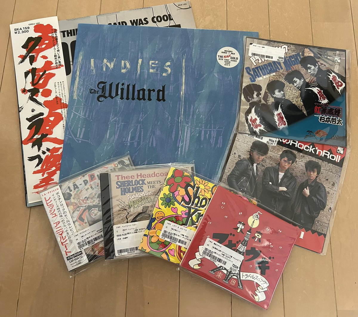 dengekibop's tweet photo. 近所のブックオフ漁ってきた
これで3000円ちょい https://t.co/1GMGE1xDDx