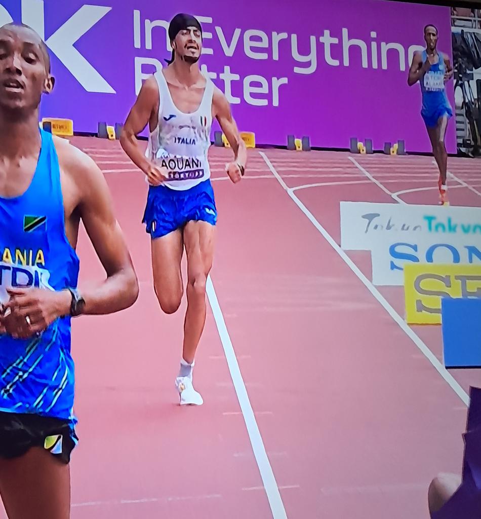 World Express tweet media