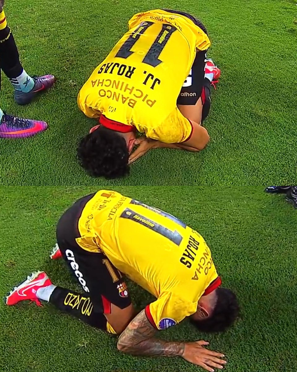 StudioFutbol's tweet image. ¡TOTALMENTE EMOCIONADO! 🥹🟡❤️

Joao Rojas REGRESÓ a las canchas tras 1 año y 4 meses.

Su reacción al final del encuentro lo dice todo.