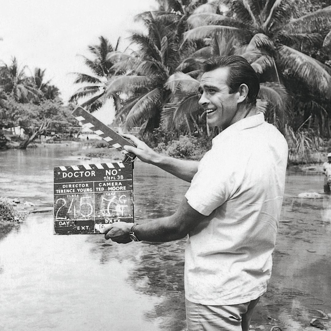 MAÑANA en #LunesRetro de <a href="/caribbeancine/">Caribbean Cinemas RD</a> revive el origen de una de las sagas más icónicas de la historia del cine:
DR. NO (1962).
Sean Connery se convierte por primera vez en el legendario Agente 007.
📍 Proyección exclusiva 
DR. NO, Lunes 15 de septiembre.
#007