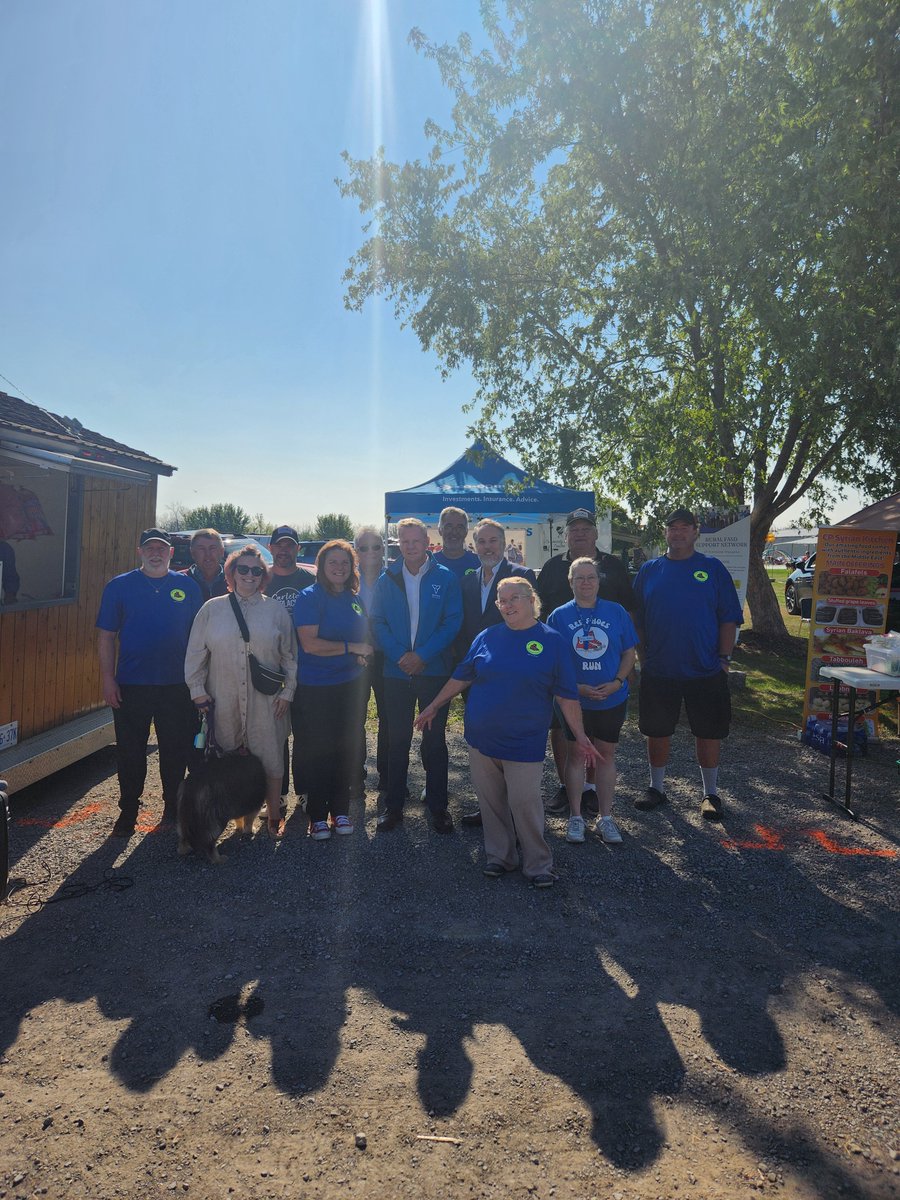 MPP John Jordan and OTF rep Chris Cummings announced today Rural FASD's new $400,000 Trillium Grow Grant to expand our logic model to support people living with disabilities become employed with Rural FASD members and Lanark County Council reps.