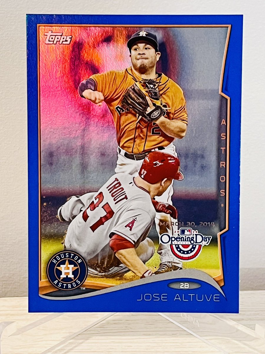 Day 6 Post 74 - $10

Altuve Opening Day Blue /2016
#Moorestacks #thehobby
