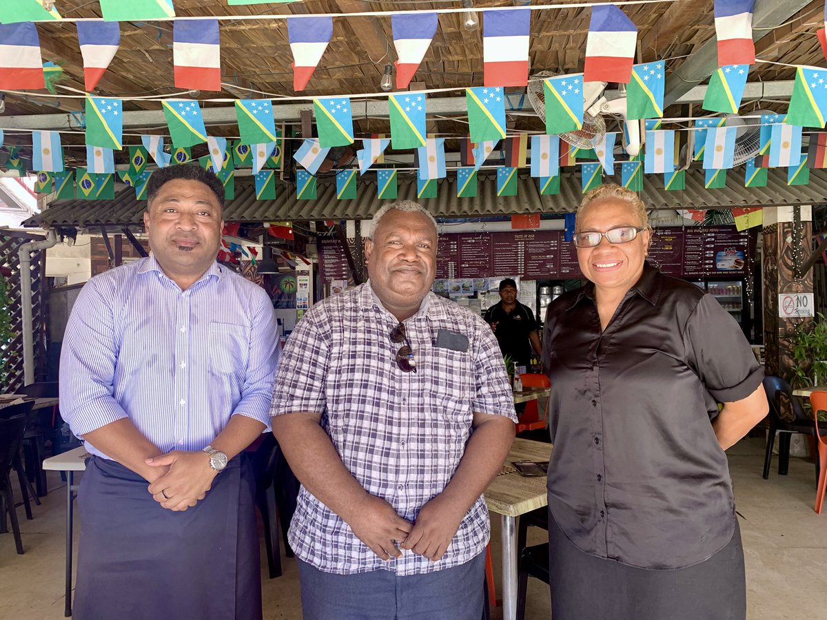 Brief catch-up today in Honiara, Solomon Islands 🇸🇧 PQI Focal Point, Mr. Geoffrey Dan Hou’ua.

Our discussions centered on the ongoing progress of the Solomon Islands National Quality Policy (NQP) and developments in strengthening national testing laboratory capacity.