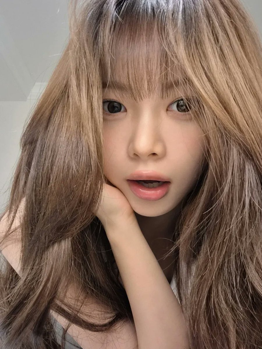 EunchaeCentral's tweet photo. [📸] HONG EUNCHAE Instagram Update

“🤍”

#르세라핌 #홍은채 #은채 #ウンチェ
#LE_SSERAFIM #HONGEUNCHAE https://t.co/EMRUSLQkMM