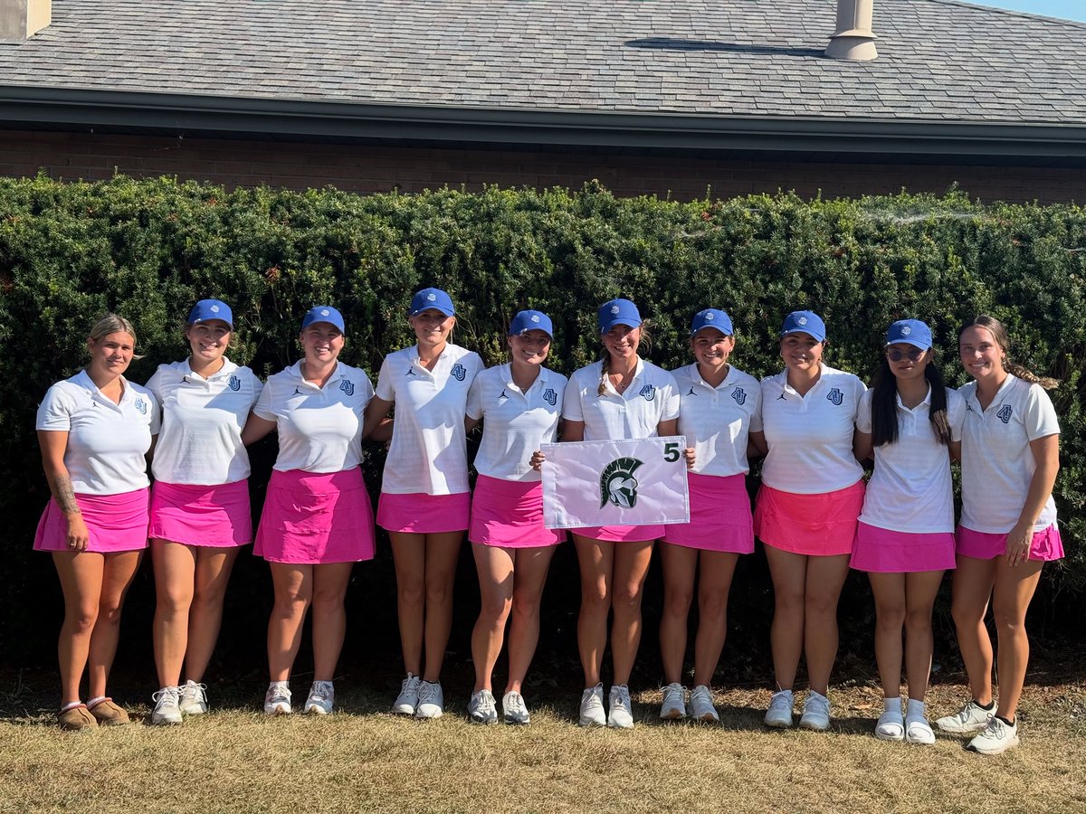 T3rd at IWU Fall Classic
Anna Coccia 5th place - Individual!
#weareoneAU 🔵⚪️🔵⚪️