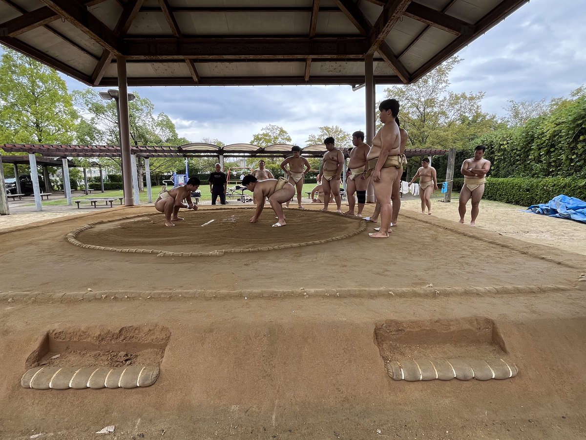 takehara_sumo's tweet photo. 9月13〜14日に徳島県少年成年国スポ代表、山口県成年少年国スポ代表が来て竹原市営相撲場で合宿を行いました😊💪🔥国スポに向けて高め合う機会となりました😊👍✨遠いところありがとうございました🌸✨ https://t.co/5UYi2lmkmu