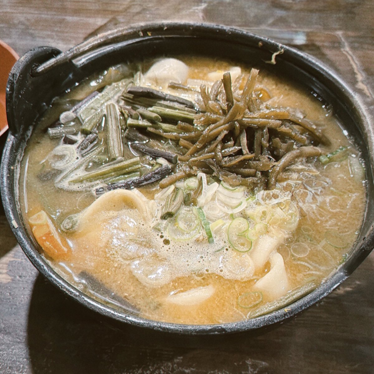 昨日山梨に行ってまいりました。
小作さんの馬刺しやほうとう、絶品でした☺️