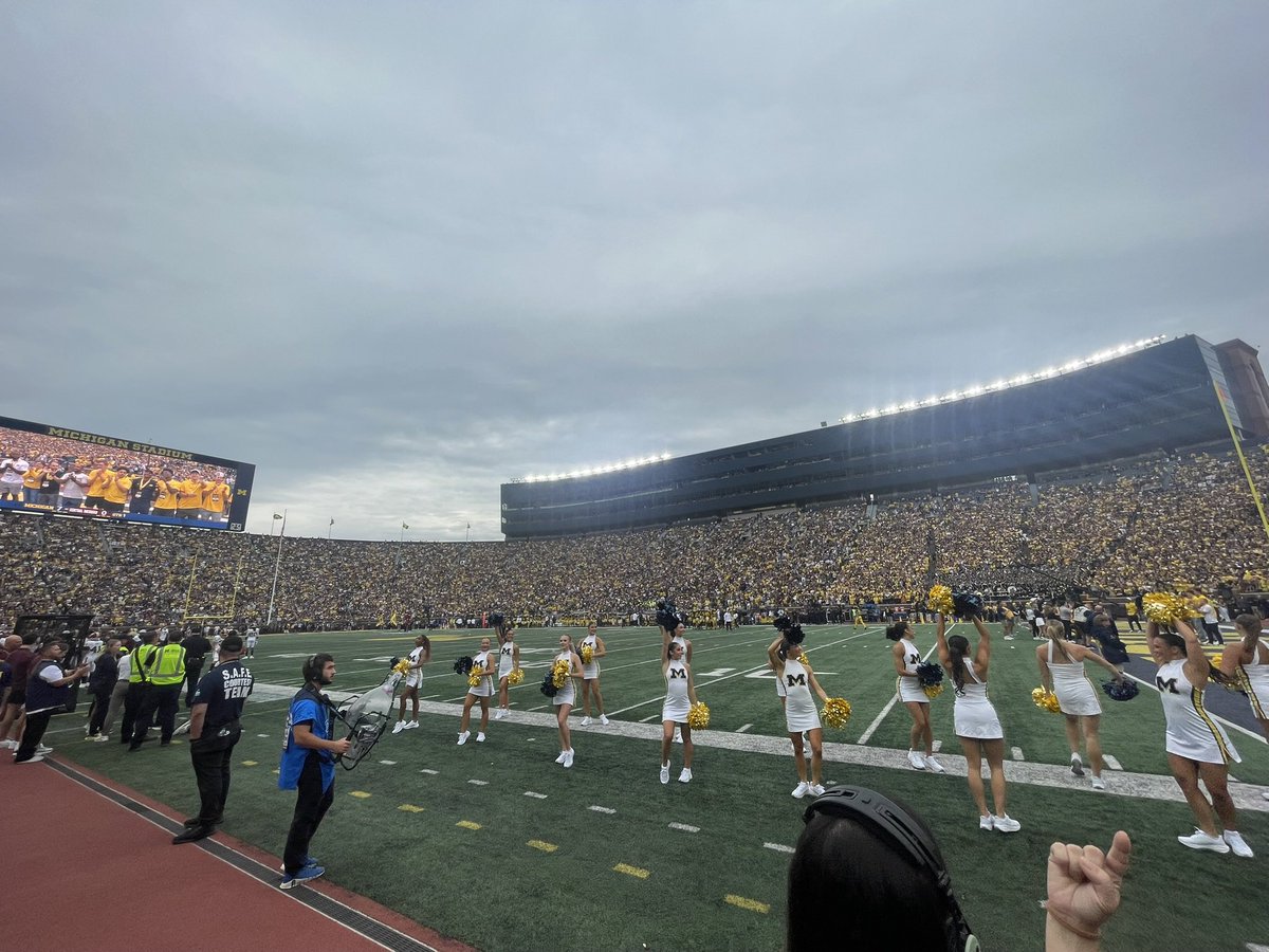 CamJHWalker's tweet photo. The future is indeed BR19HT in Ann Arbor! Felt great to be back in action w/ our 110,000 closest friends.

All smiles from Rosie for her first game and @UMichFootball’s 68-3 performance…and only got a little bit of spit up on her credentials!

#GoBlue 〽️ https://t.co/j6B3wbw91N