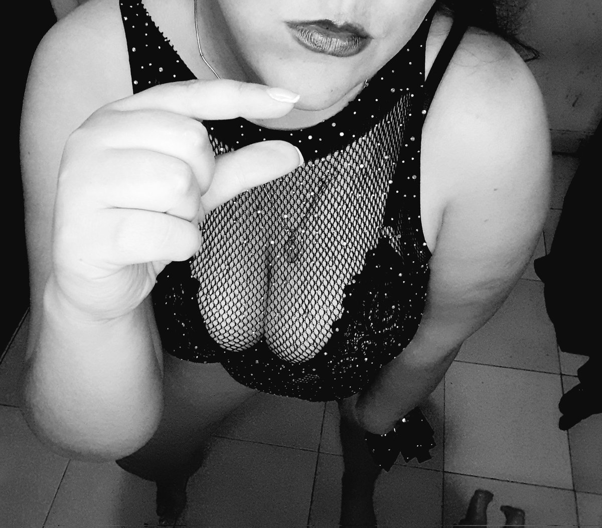rubyinfierno69's tweet photo. I force you to your knees, force you to look at your "pride" in a mirror and repeat: I'm pathetic, I'm ridiculous. Louder and louder, until you cry in shame.🦐

#femdom #sph #fypシ #OnlyFans #dominatrix #goddess https://t.co/BmnCANgjkC