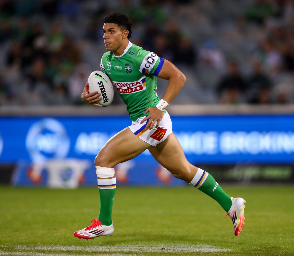 🏉 Don’t have tickets to Saturday’s Raiders vs Sharks match?
🎟️ Beware of scammers! Only buy tickets through Ticketek. If you’re unsure whether an event is sold out, check directly at 👉 premier.ticketek.com.au

<a href="/RaidersCanberra/">Canberra Raiders</a>  <a href="/cronullasharks/">Cronulla Sharks</a>  #NRL #GIOStadium #Canberra