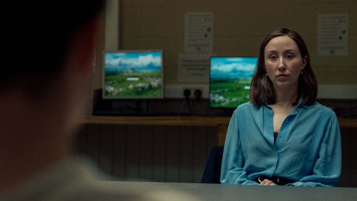 netflix's tweet photo. ERIN DOHERTY.

She wins her first Emmy for her stunning one-take performance in ADOLESCENCE. https://t.co/Xpx6v4v03y