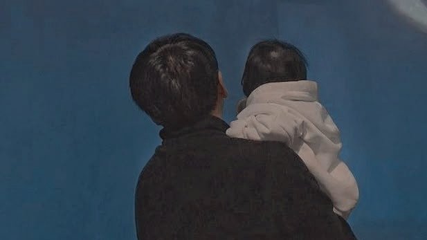 bunniezoro's tweet photo. #zosan social media au 🌸

-- zoro is a single dad who decided to finally move back in the city, seeking a better opportunity for him and his daughter. not realizing just what else he might find in the populous city. https://t.co/C1WBdPQlsK