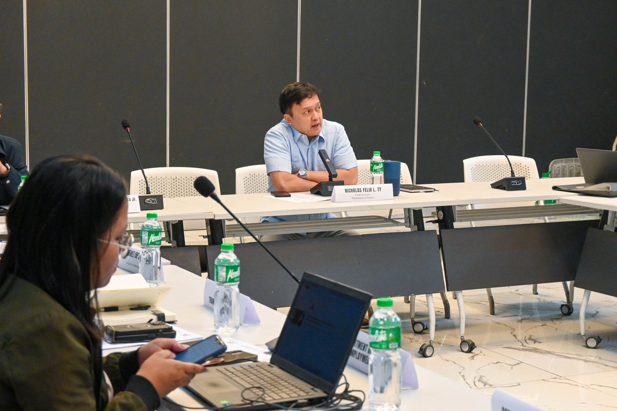 IACAT_PH's tweet image. On 11 Sept 2025, DOJ thru IACAT, in partnership with Free the Slaves, held a roundtable to tackle labor trafficking at DOJ Justice Hall. It highlighted the Philippines situation, global perspectives, &amp;amp; survivor voices, strengthening prevention, protection &amp;amp; partnerships.
#IACAT