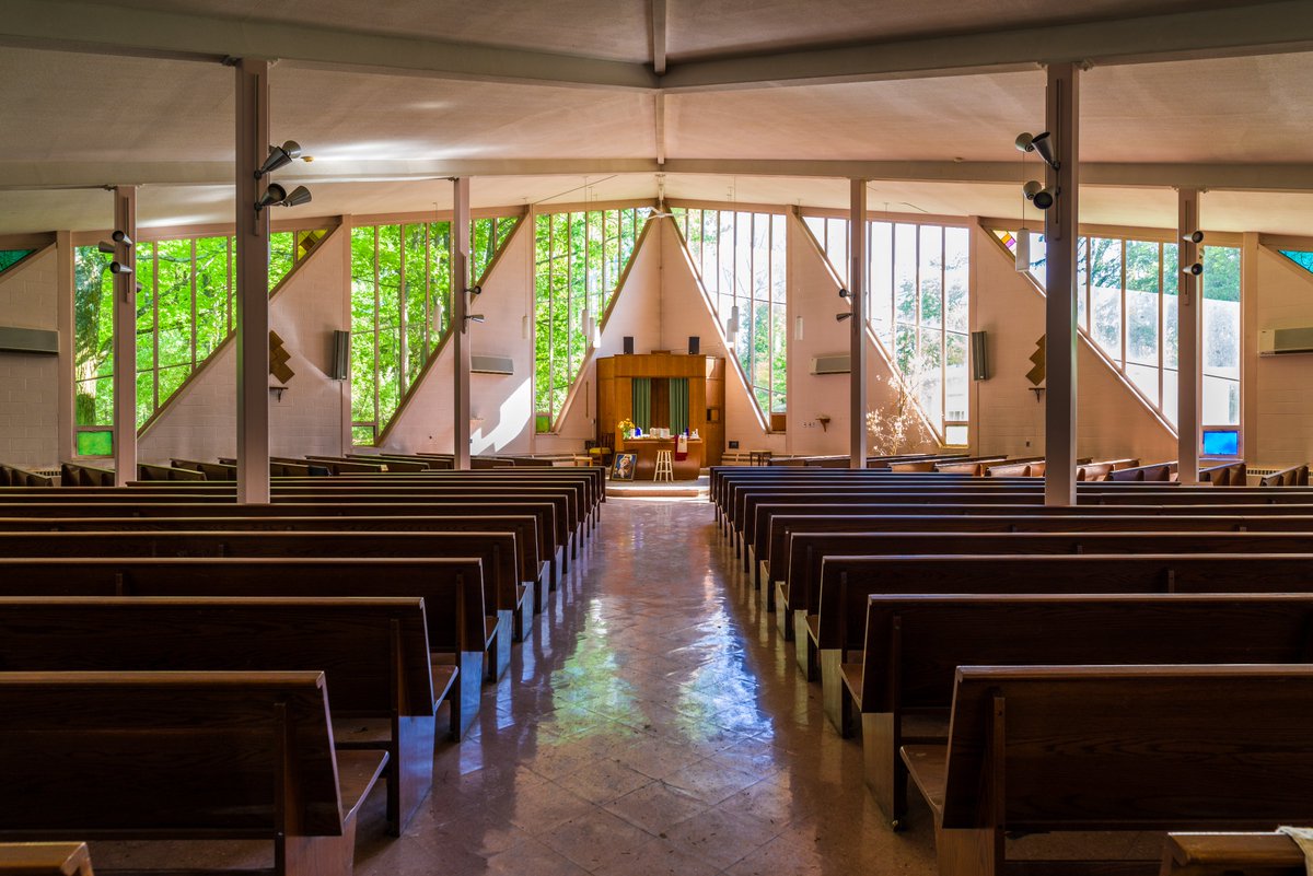 Chapel in an #abandoned asylum, New York, USA