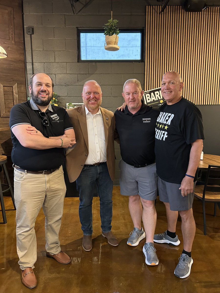 ACSheriff_101's tweet photo. #Barker4Sheriff https://t.co/yxOiTvGPYC