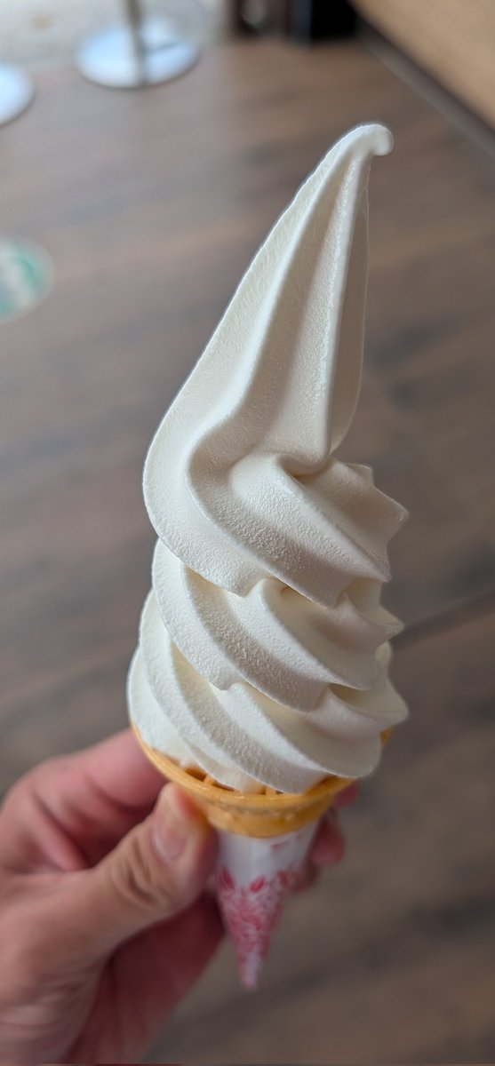 今日は蓮田サービスエリア🚙
芝刈機はオヤスミ中でしたね( ｀◔‿ゝ◔´)
ソフトうまうま🍦