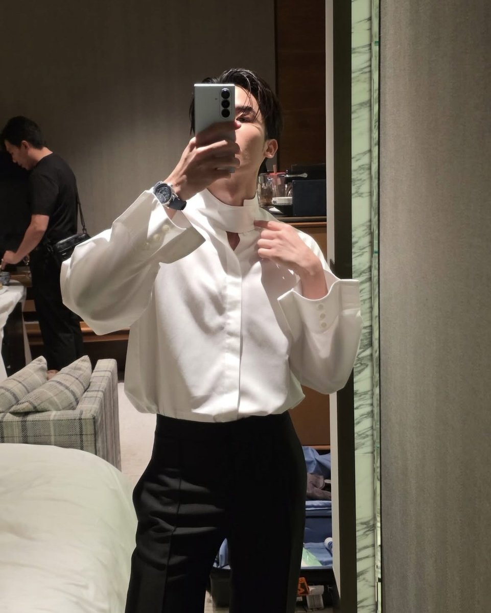 All_Tay_tawan_V's tweet photo. #Repost @ voc_hunarak
#VocStyle X @tawan_v X #AudemarsPiguetXTaytawan
#Tawan_V https://t.co/Bo3EeqJJ4K