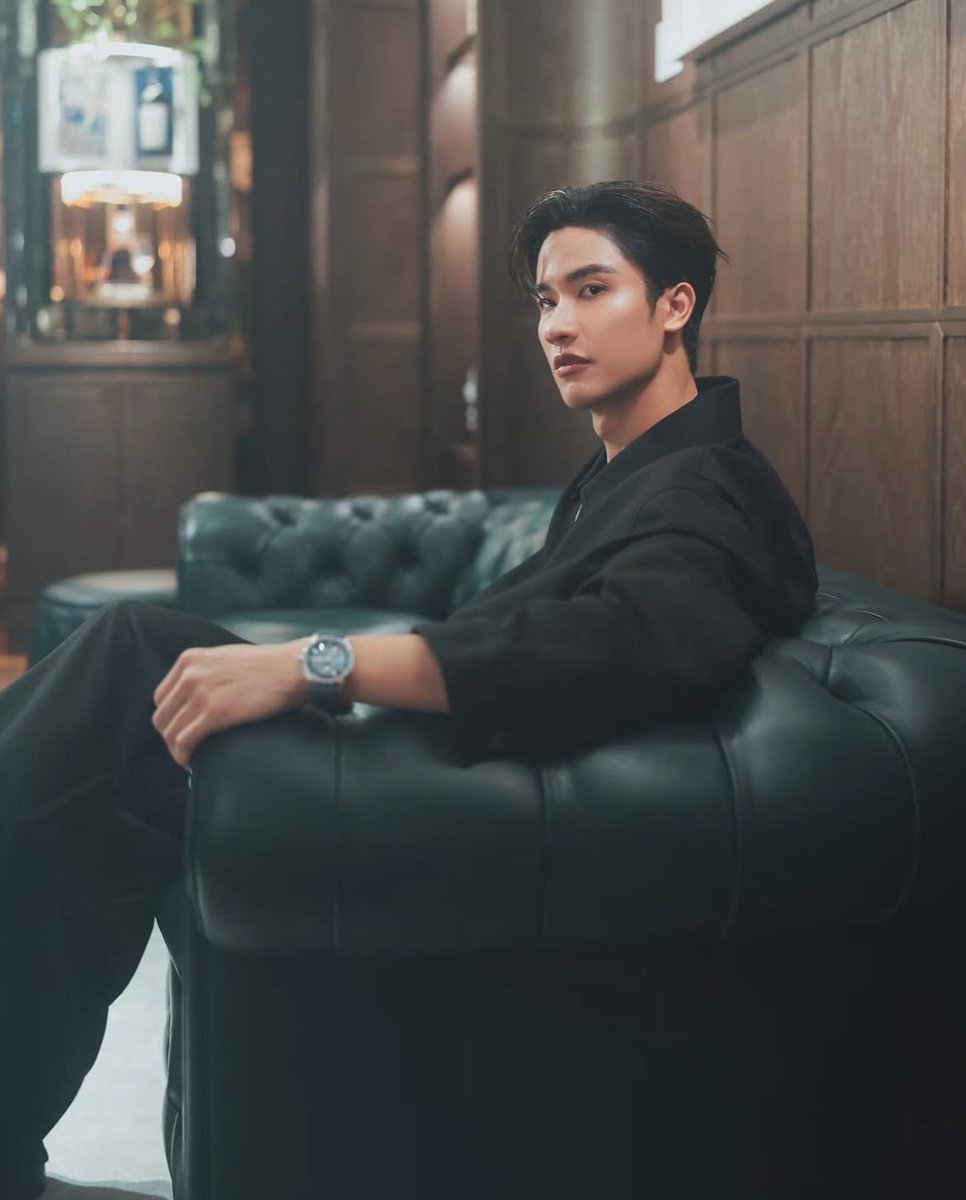 All_Tay_tawan_V's tweet photo. #Repost @ voc_hunarak
#VocStyle X @tawan_v X #AudemarsPiguetXTaytawan
#Tawan_V https://t.co/Bo3EeqJJ4K