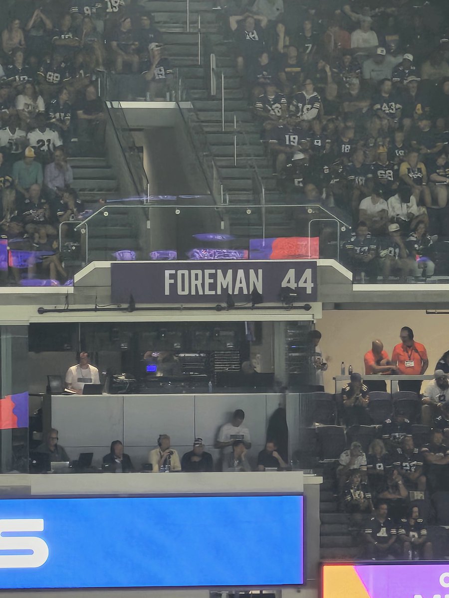 EHC209's tweet photo. @ChuckForeman #Vikings https://t.co/roZB3T5daa