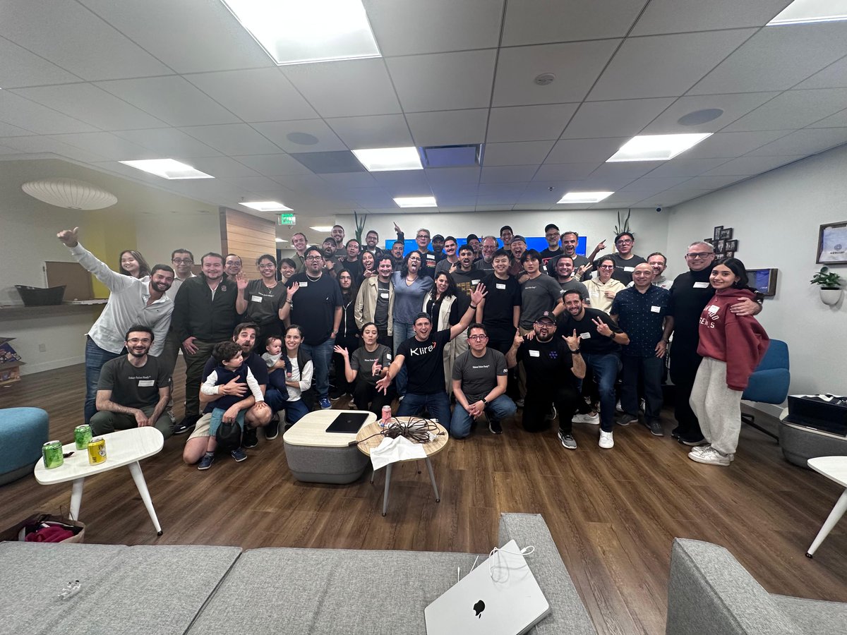 Eduardo de la Garza tweet media