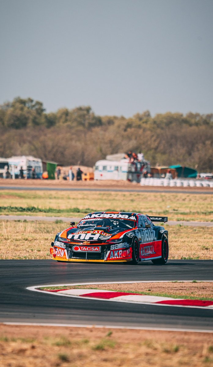 canapinismo86's tweet image. #TC - Victoria en Buenos Aires 🥇 
#TCPickUP - Victoria en Río Cuarto 🥇 
#TN - Podio como invitado 🥉 #TurismoCarretera2000 - Podio🥈

Y anoten el #TCenSanLuis 🥇 

Que momento @AgustinCanapino !
