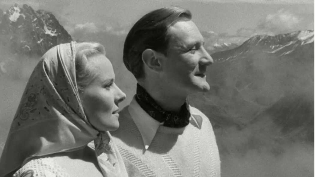 RanesHook's tweet image. #CriterionSunday - THE PASSIONATE FRIENDS (1949) - From the combination of #DavidLean and #HGWells comes this turbulent tale of old lovers #AnnTodd &amp;amp; #TrevorHoward as they reunite on holiday while she struggles with her dull marriage with #ClaudeRains! youtube.com/watch?v=XGj5gg…