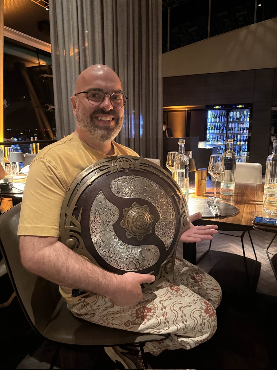Grateful for my team taking me on this journey. Thank you all for your kind words, feel a little bit like a fraud, but that's ok 😅 

3k MMR, UK Dota with the Aegis (they'll never believe me in my pubs) Bless you all for these moments