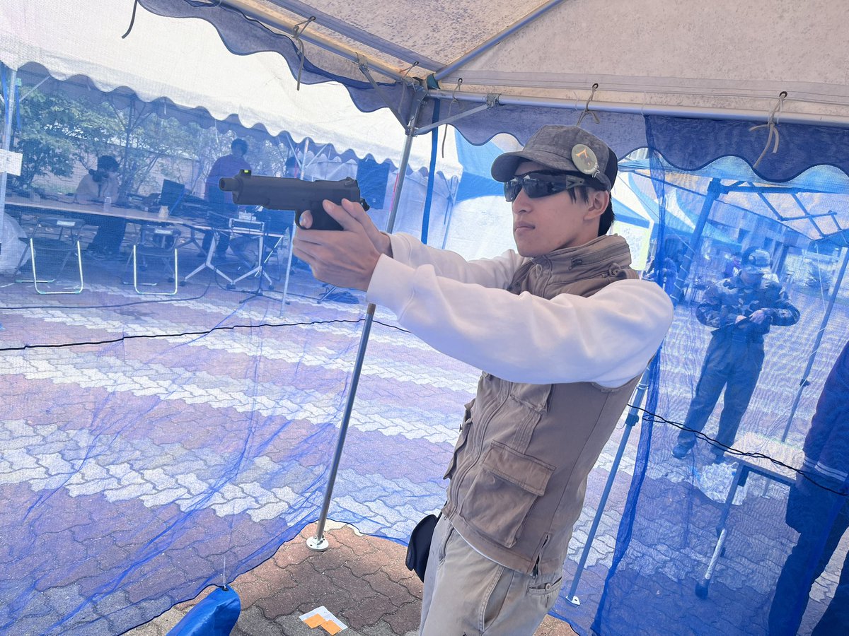 MIT_Airsoft's tweet image. 室蘭工業大学学校祭！！！
今週末20,21で開催ですっ！！！

僕たちMIT Airsoftは今年も赤外線サバゲー体験とガスガン射的の2店舗展開でやっていきますよ〜

ここでしかできない体験をあなたに！

ぜひお越しください✨