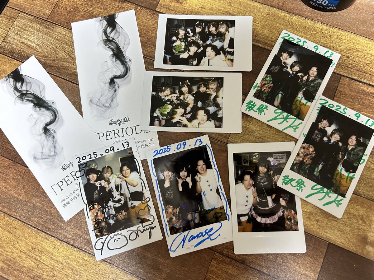 ____m771__'s tweet photo. 9.13 CHAAKLiLYラストライブ記録
今までチキって野外ライブしか行けてなかったのを本当に後悔するくらい最高のパフォーマンスを見させていただきました😭尊い時間でした
去年彼女の友達がきっかけで見に行ったライブで衝撃を受けてこんなにこんなに好きになってしまうとは、、本当に魅力的なグループで https://t.co/699YJCJn8i