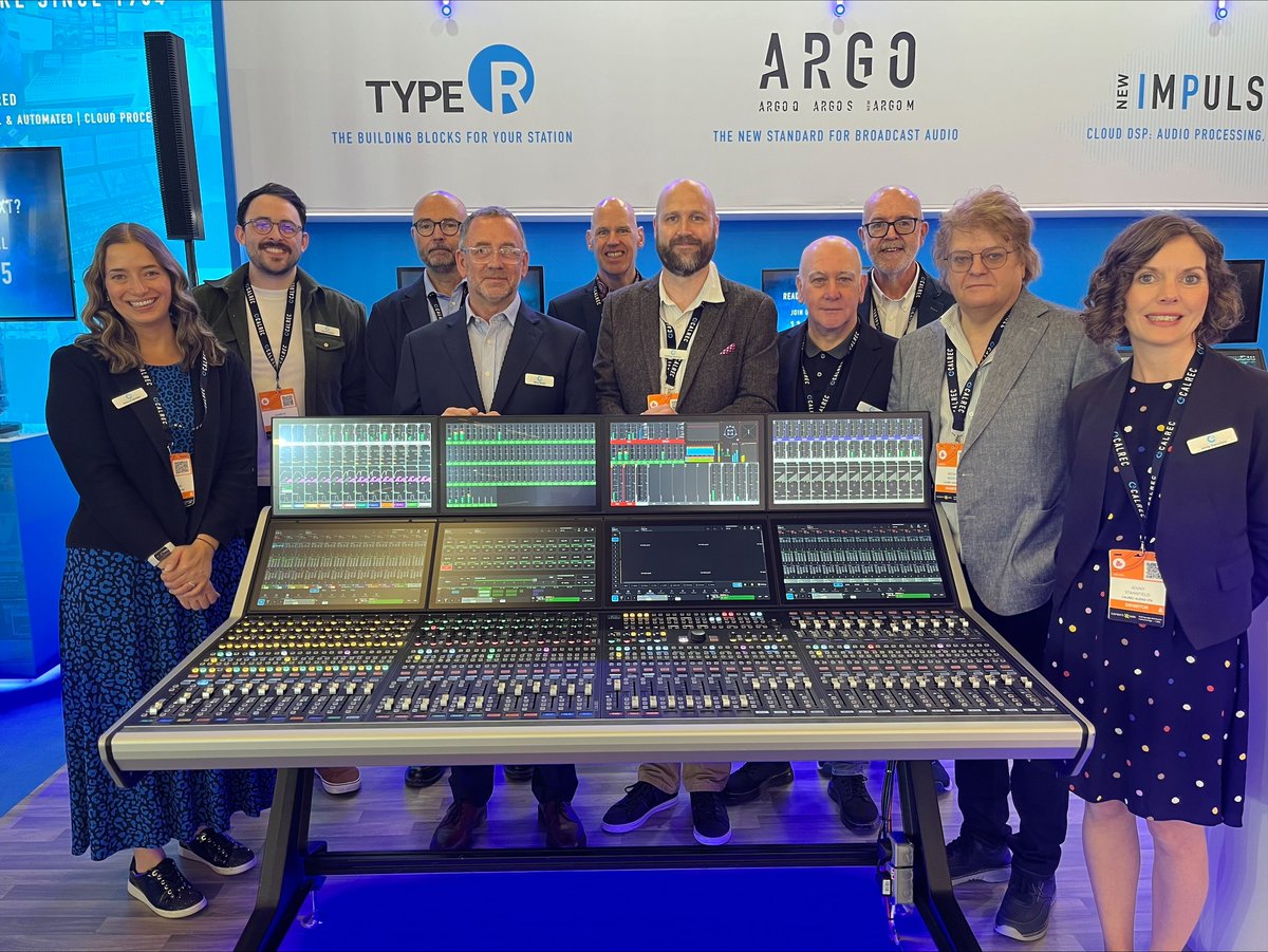 LeadingTechnolo's tweet image. Ultimo giorno di #IBC2025 🎚️

Passa da @calrecaudio (Hall 8, C47) per vedere dal vivo la nuova Argo M a 48 fader e scoprire le prossime novità della gamma Argo.

☕ Caffè &amp;amp; Yorkshire Tea tutto il giorno, Happy Hour alle 16:30 🍻

#Calrec #Broadcast #Audio #ArgoM
