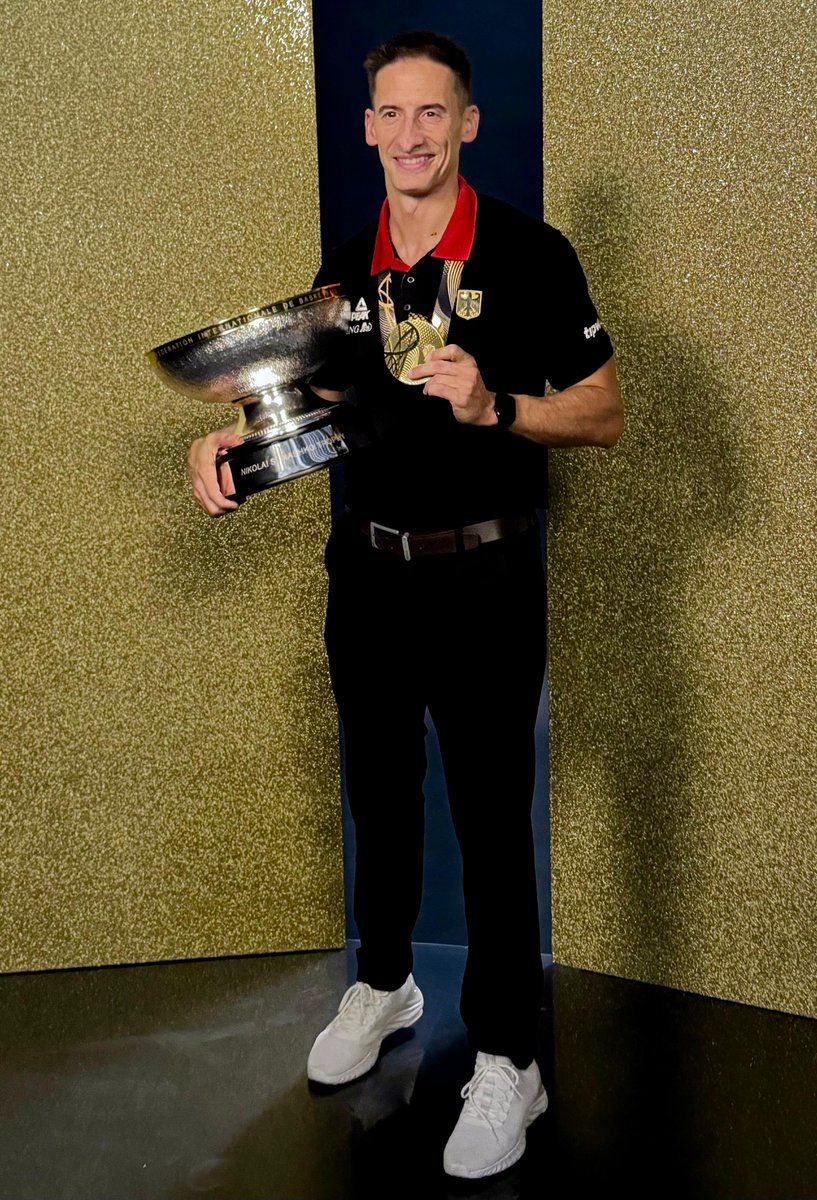 👏 Enhorabuena al entrenador salmantino Alberto Miranda, miembro del staff técnico de la Selección de Alemania, por proclamarse Campeón del #EuroBasket2025.

🏀 Orgullo charro en el mayor escaparate del baloncesto europeo.