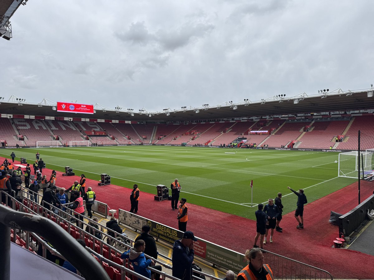 Jordan_Knight6's tweet photo. Roll on January🕺🏽💙

#Pompey https://t.co/zjrwdgxT84