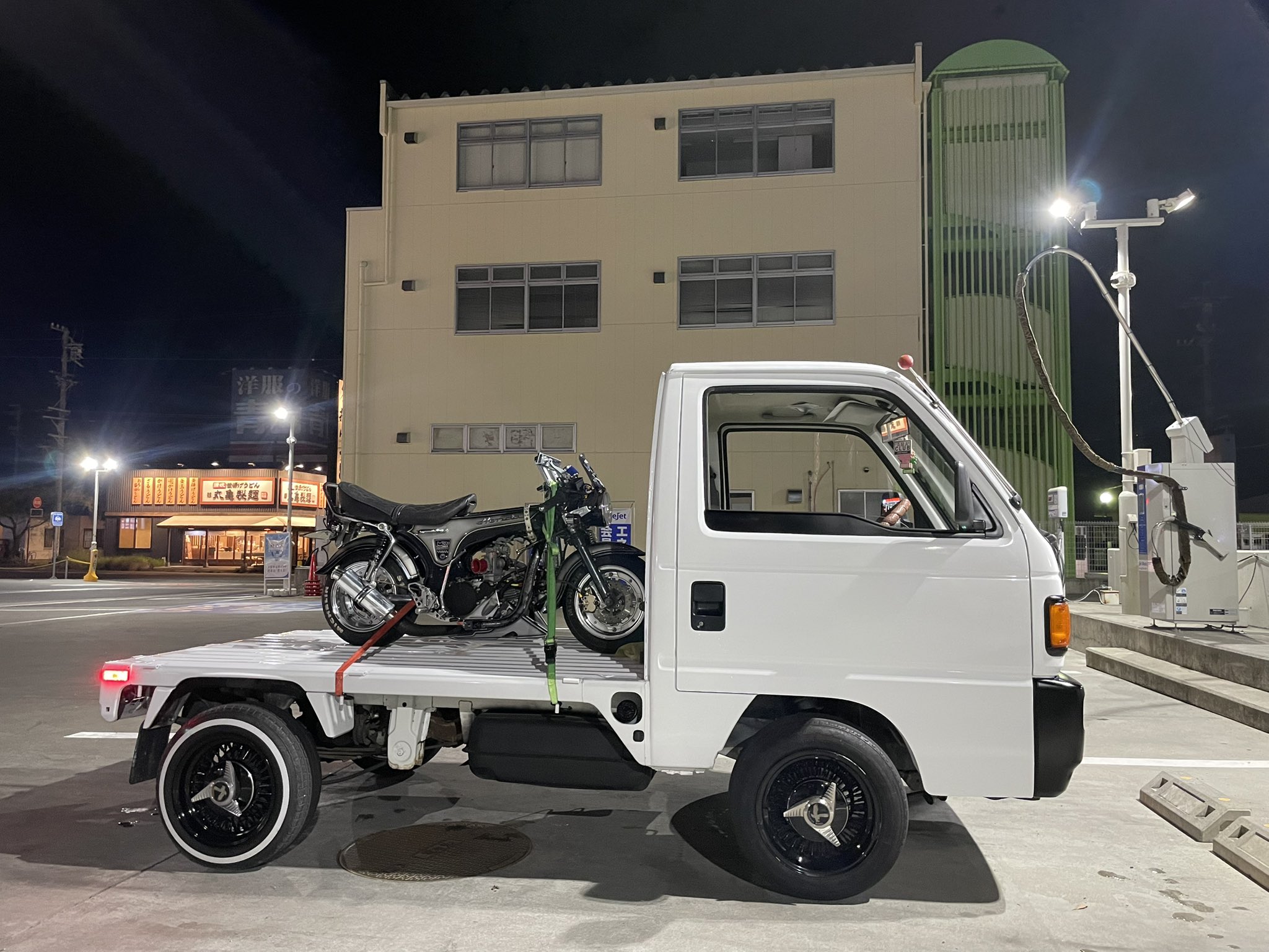 シノ (@PARTS_NAI) / X